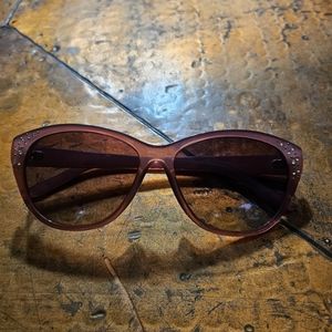FASHION WOMEN'S SUNGLASSES PURPLE GOOD CONDITION